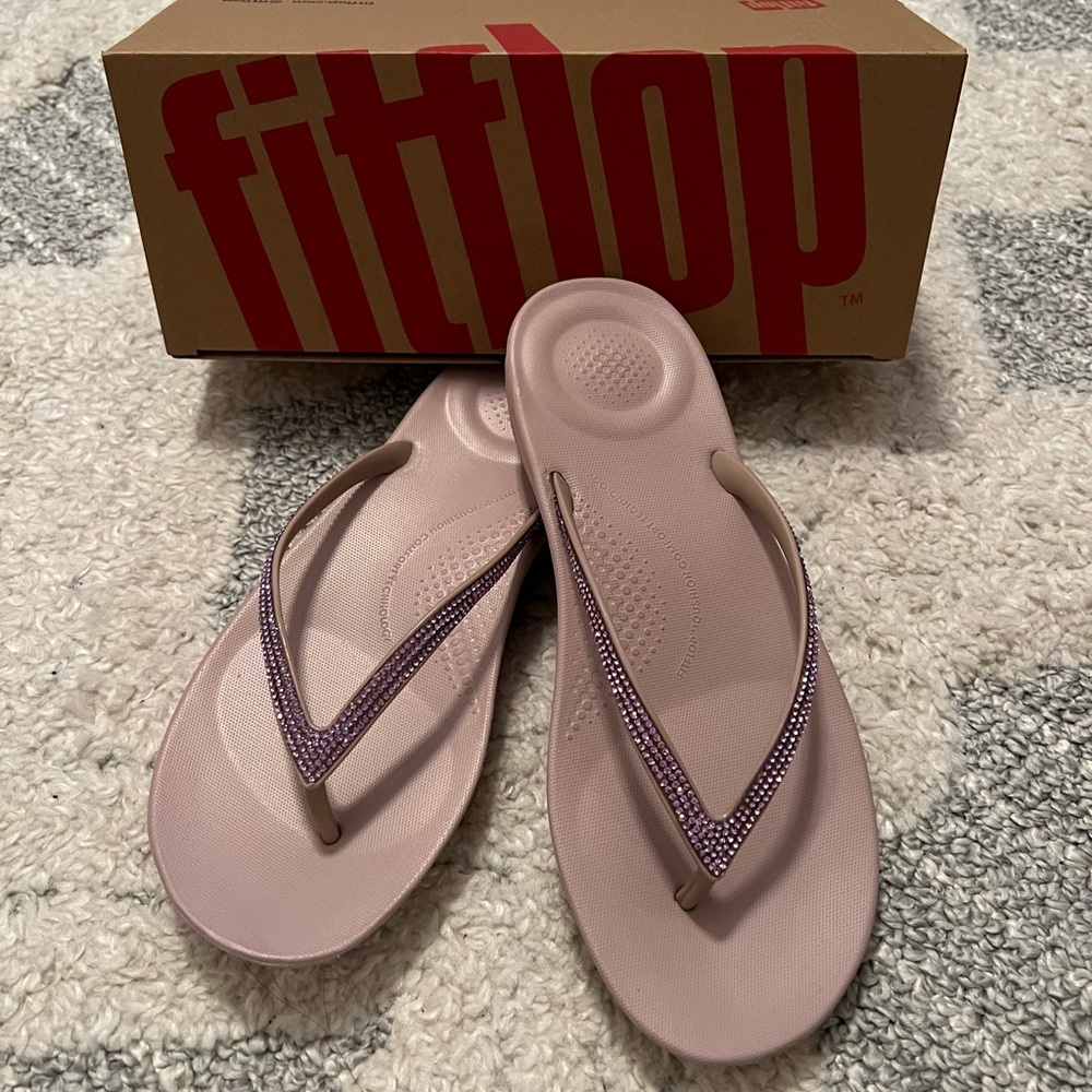 Brand new size 7 FitFlops!